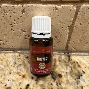 Young Living Thieves Essential Oil, 15ml